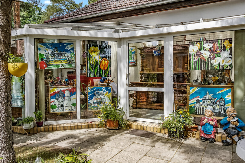 kleine Kunstgalerie in Biesdorf vom Immobilienmakler fotografiert
